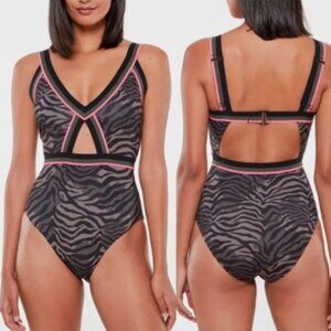 NWT! Santuary Multi Color Animal Printed Cutout One Piece Swimsuit NEW!